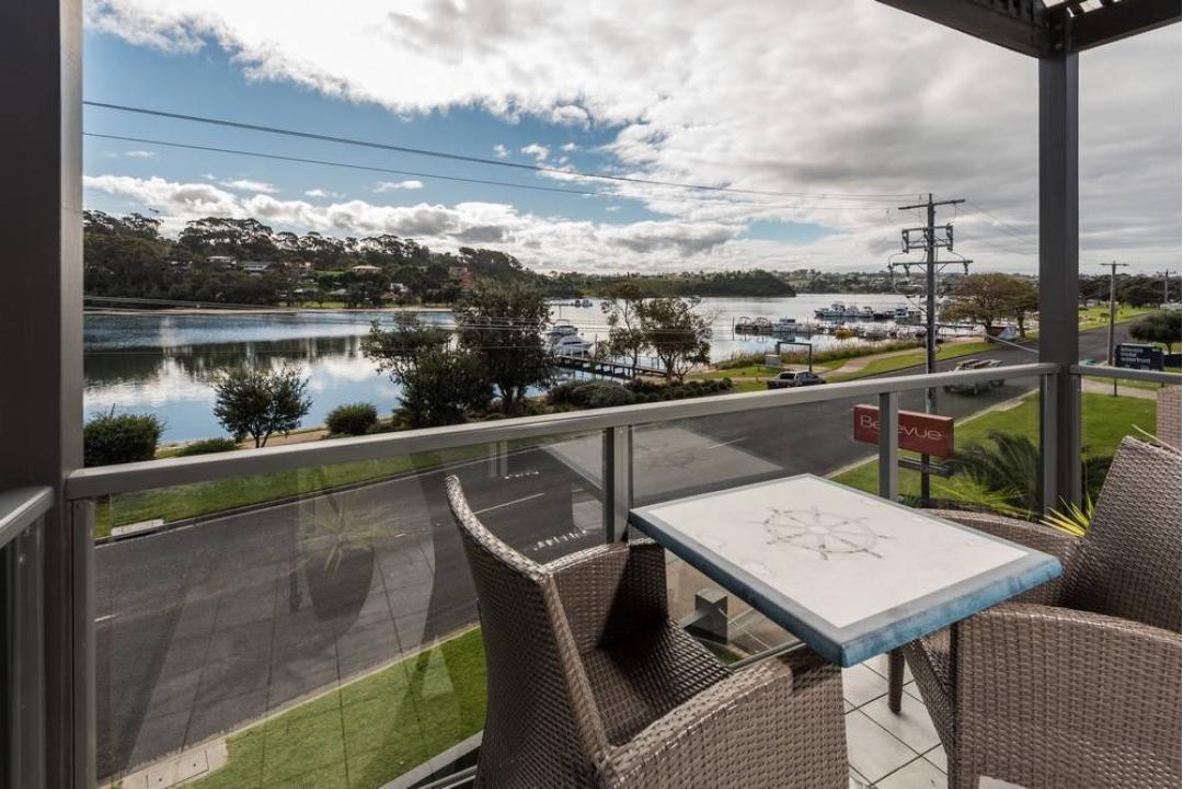 Bellevue on the Lakes Lakes Entrance 2 Bedroom Apartment